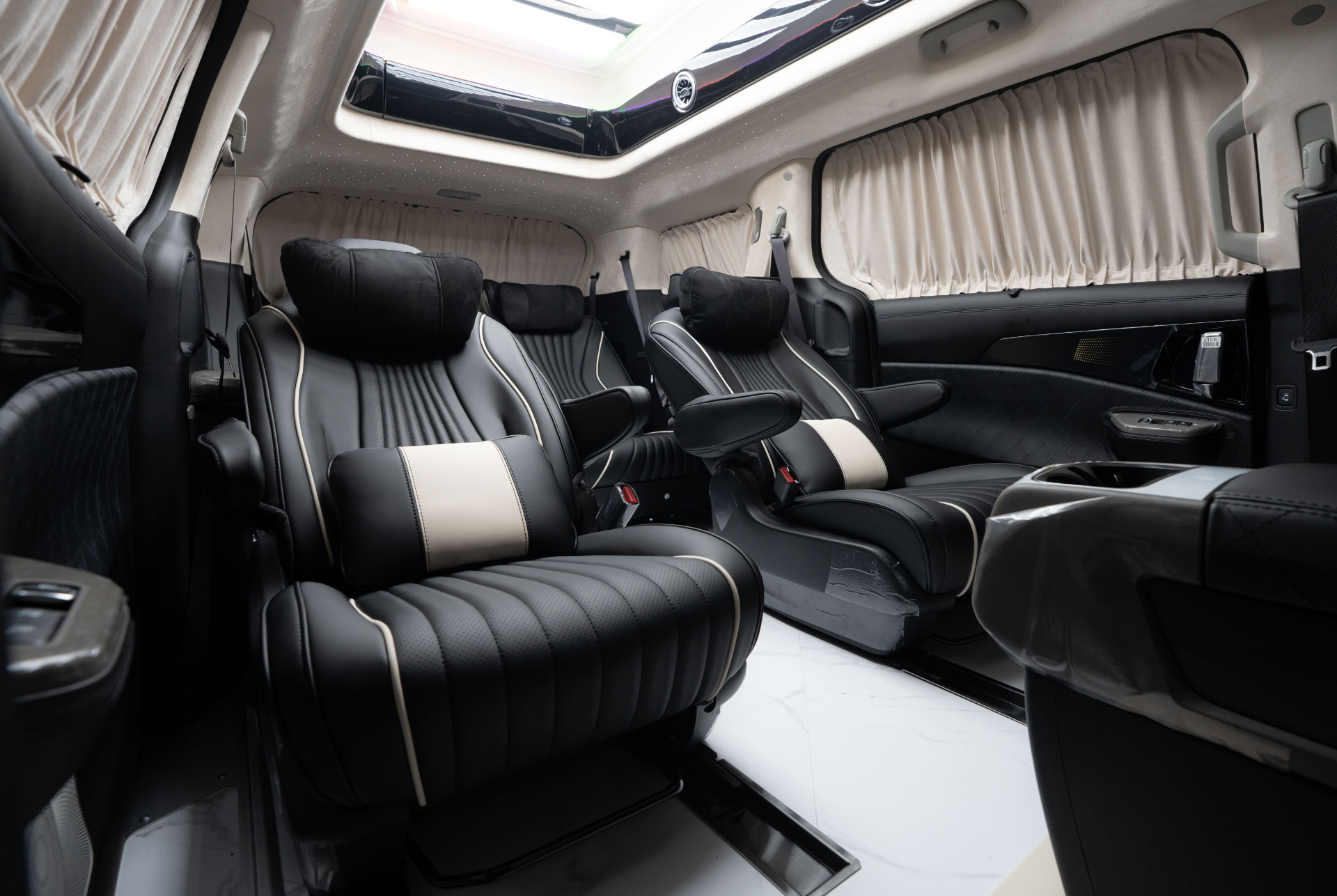 CN카니발 하이리무진