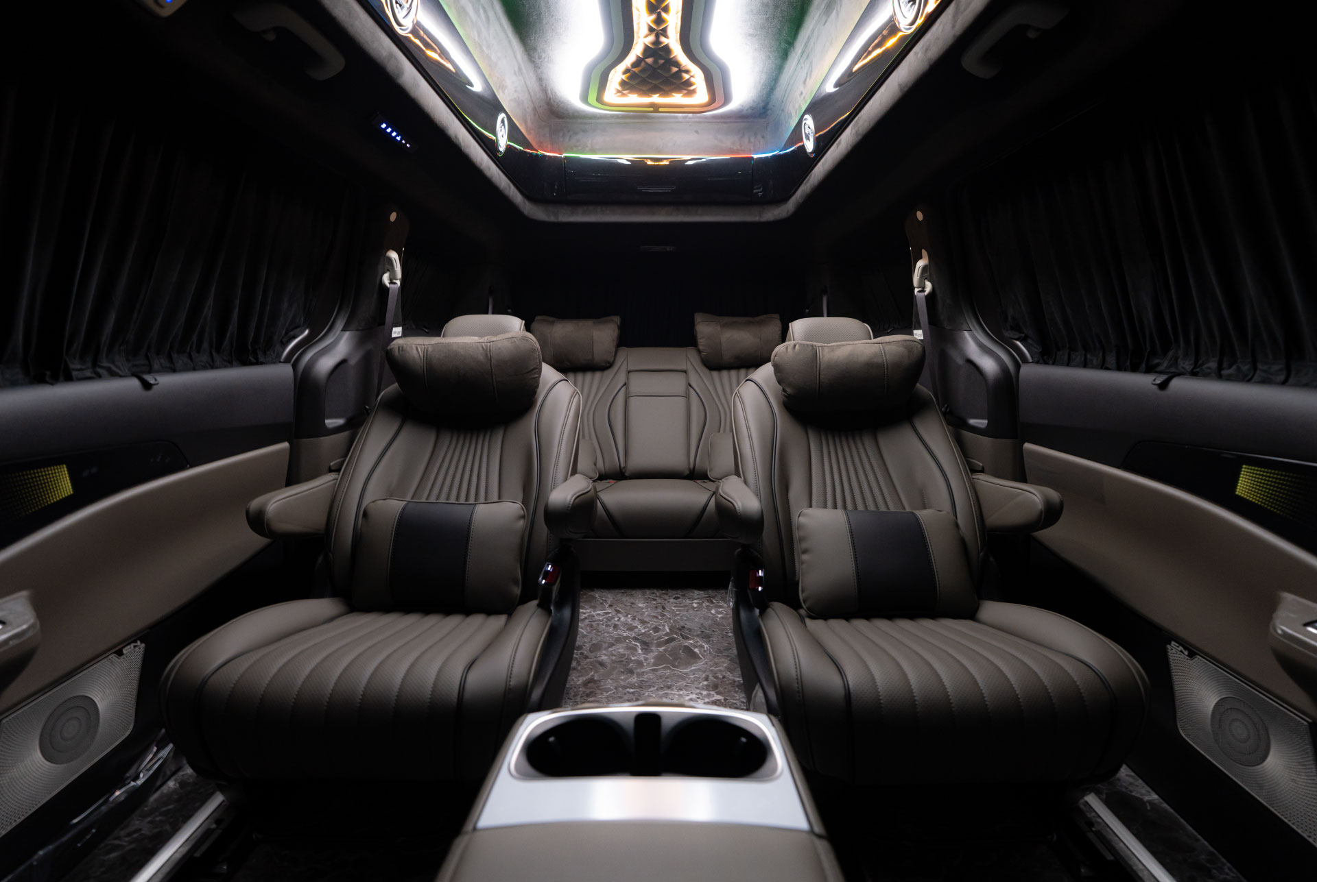 CN카니발 하이리무진