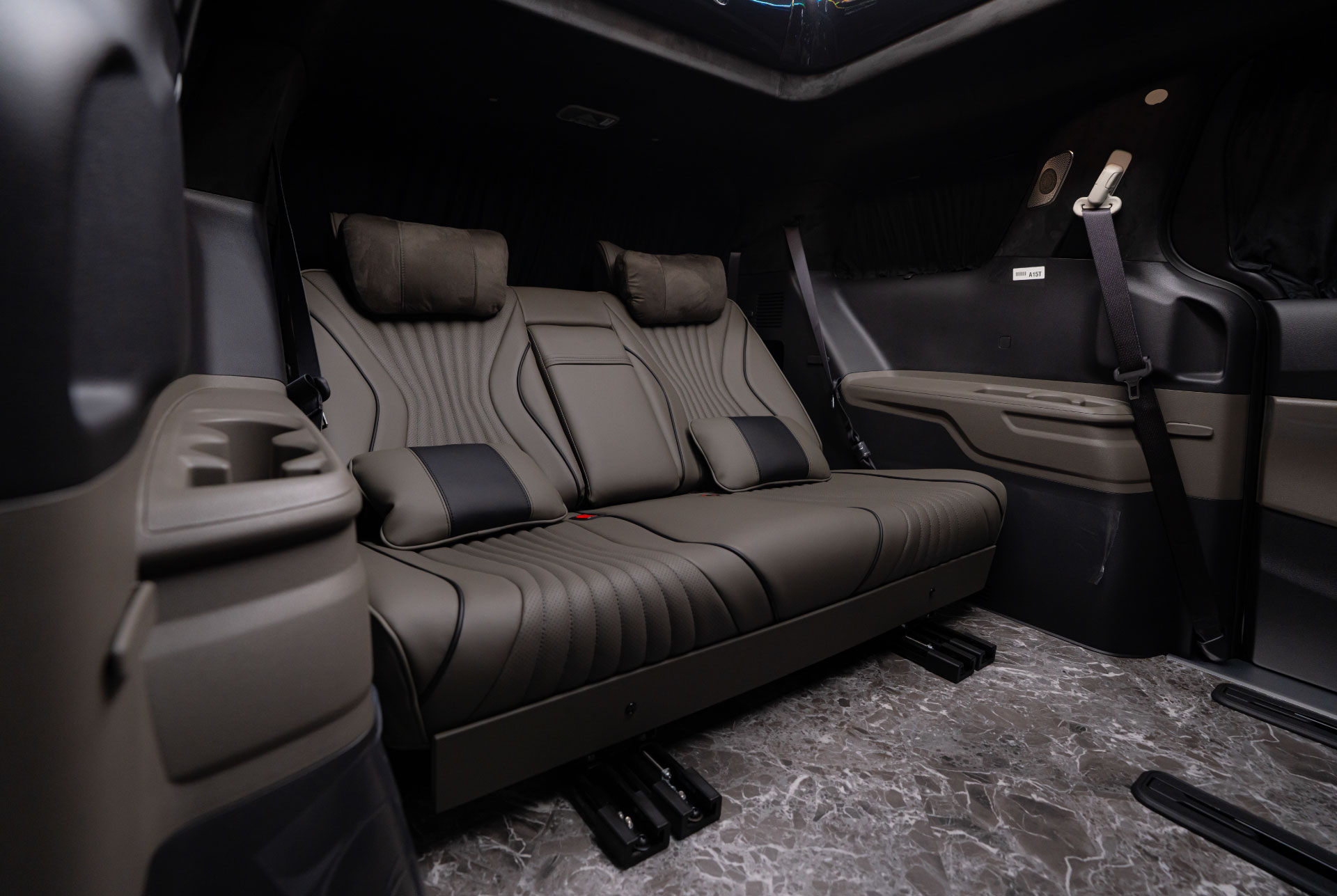 CN카니발 하이리무진