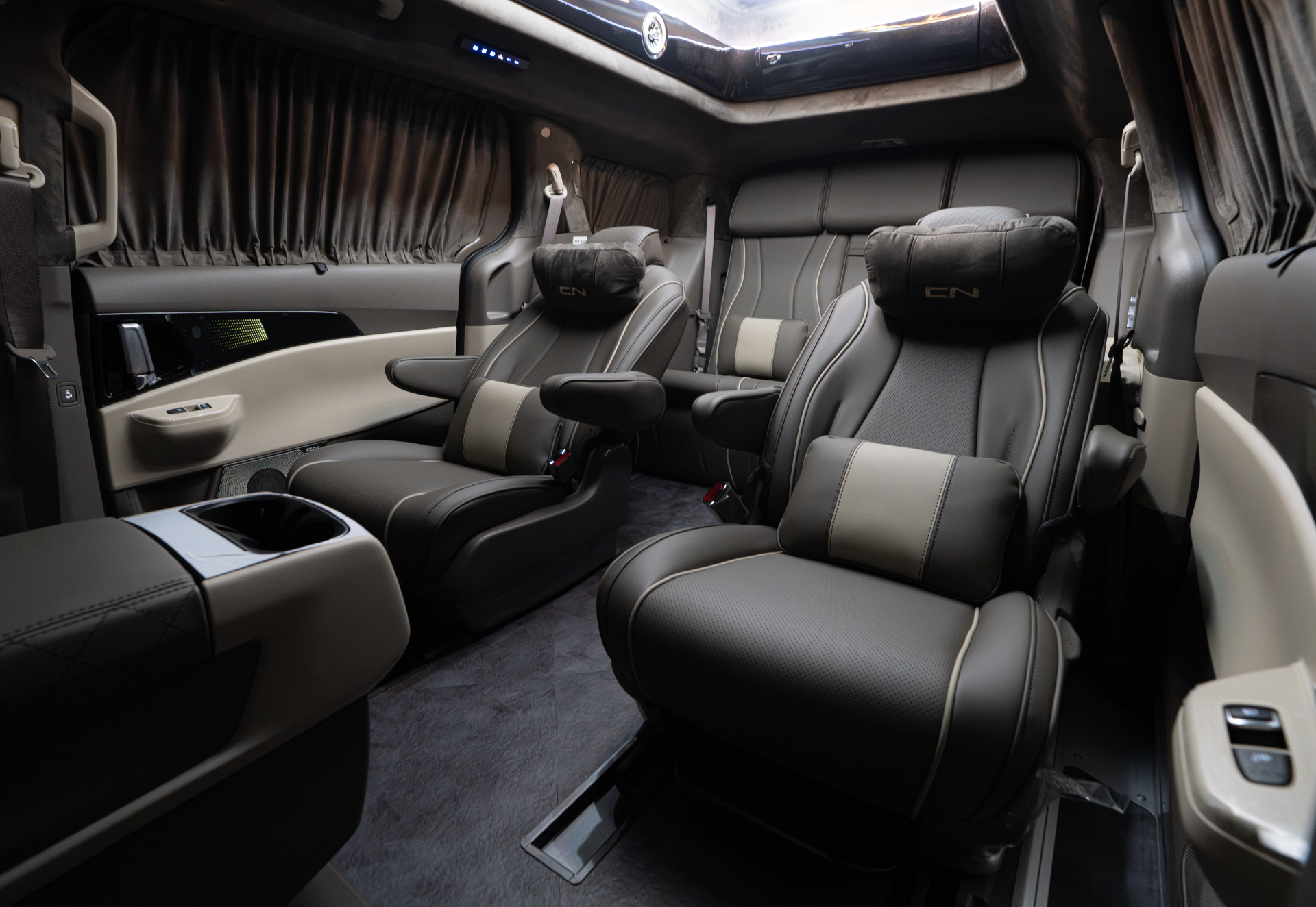 CN카니발 하이리무진