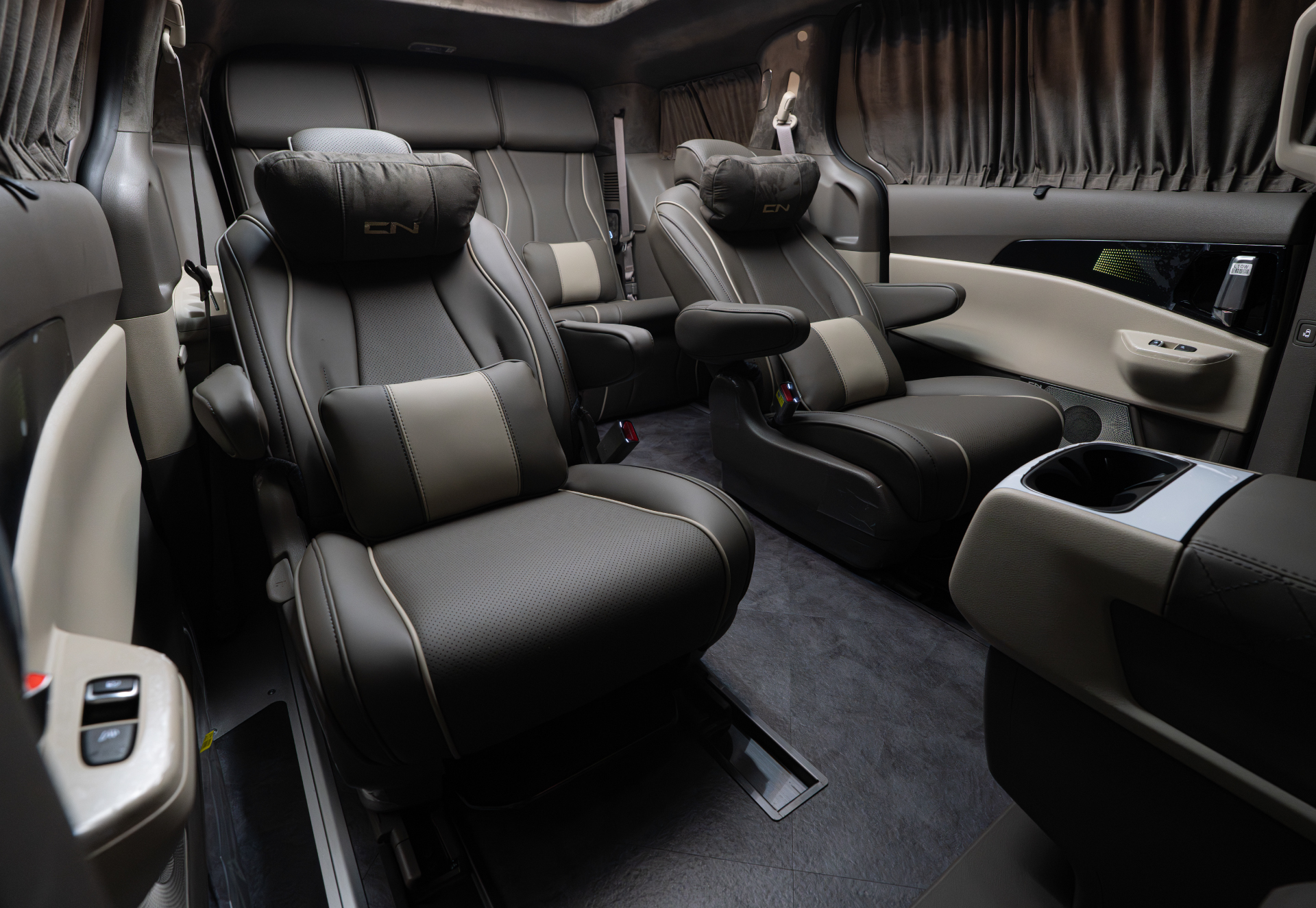 CN카니발 하이리무진